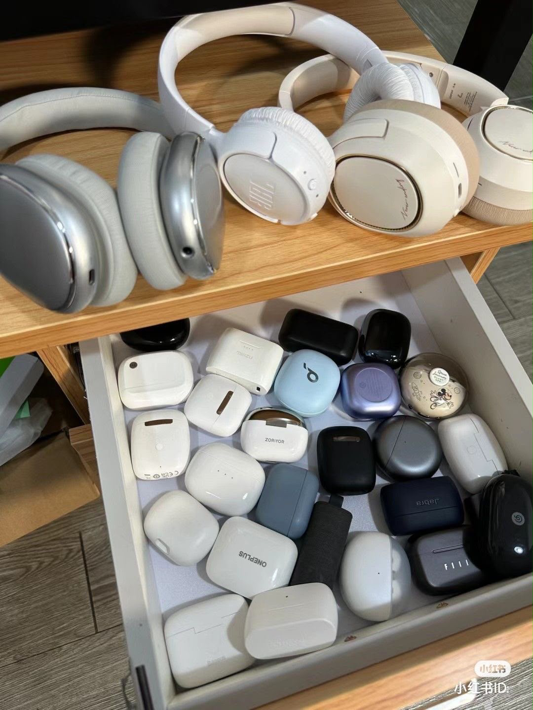 Headphones & Audio