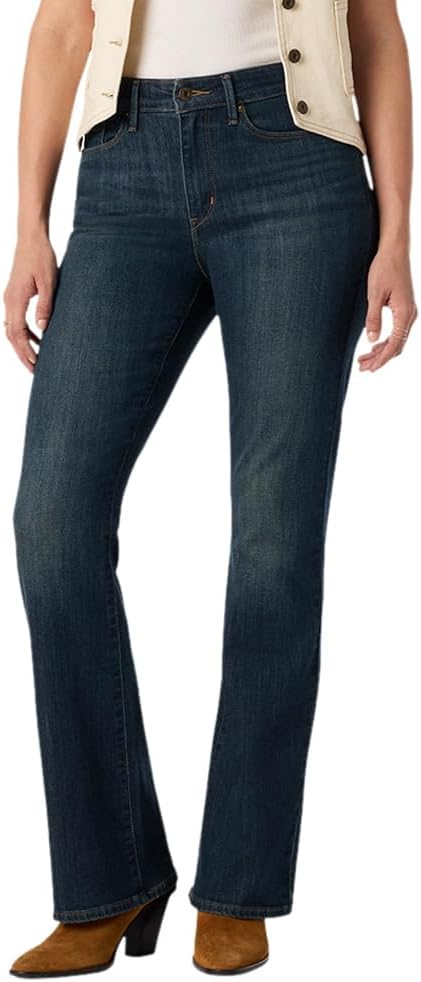 Levi Strauss Signature Gold Women's '03 Essentials Mid Rise Bootcut Jeans