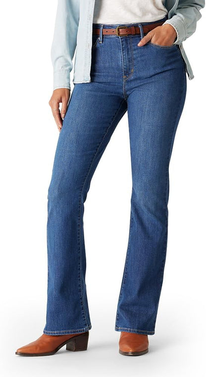 Levi Strauss Signature Gold Women's '03 Essentials Mid Rise Bootcut Jeans