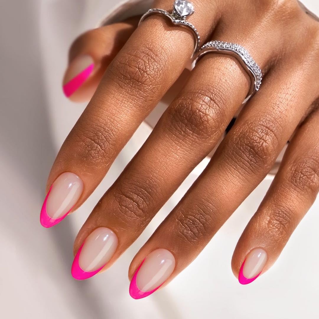 BTArtbox Press On Nails, Vanilla Cream, Short Square, Ombre Peach, 32Ct