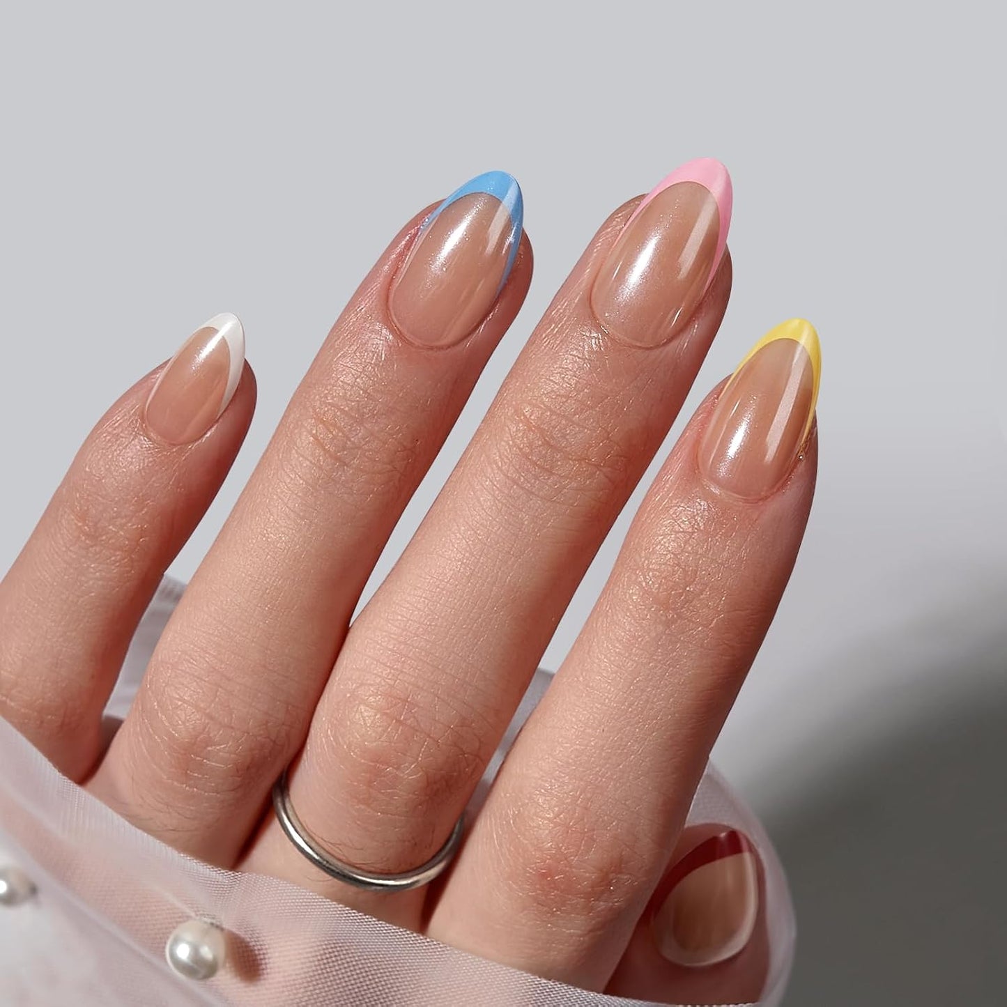 BTArtbox Press On Nails, Vanilla Cream, Short Square, Ombre Peach, 32Ct