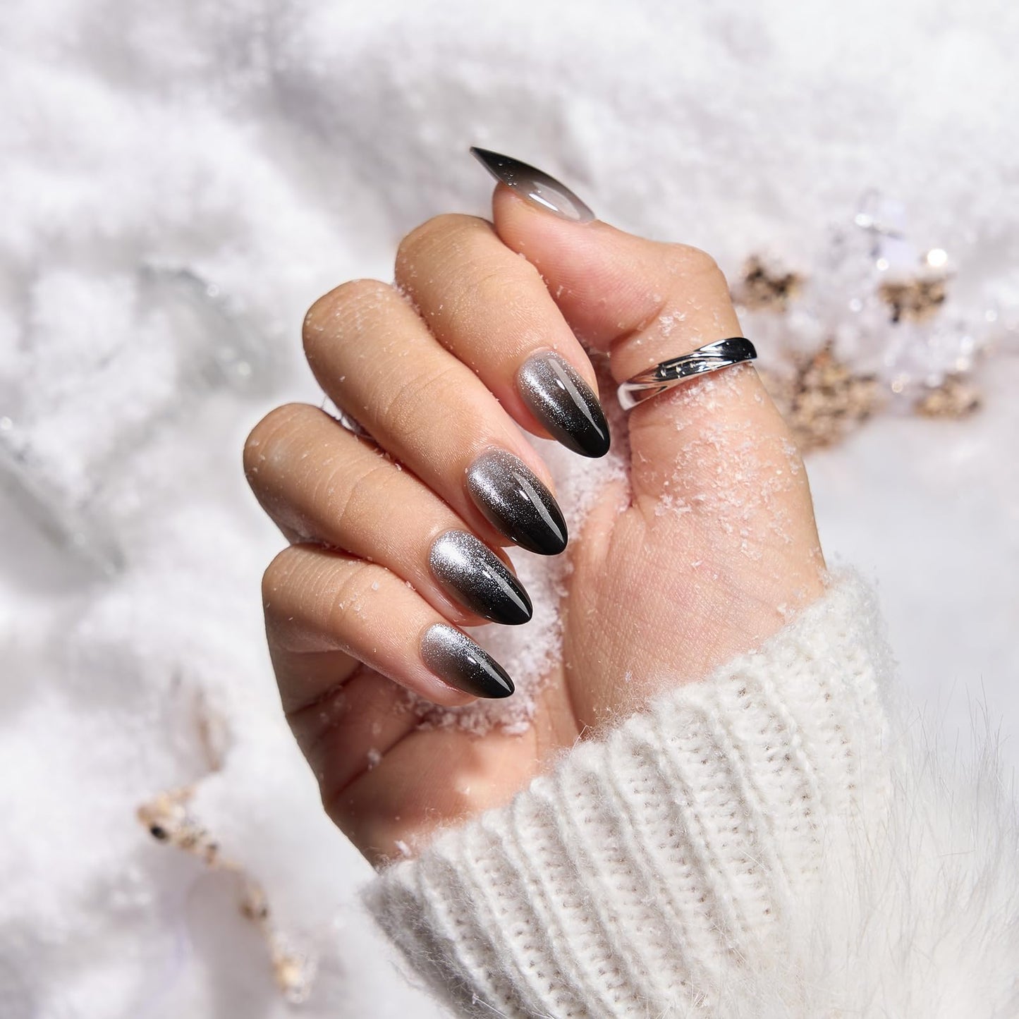 BTArtbox Press On Nails, Cream Puff, Short Almond, Ombre Off White, 32Ct