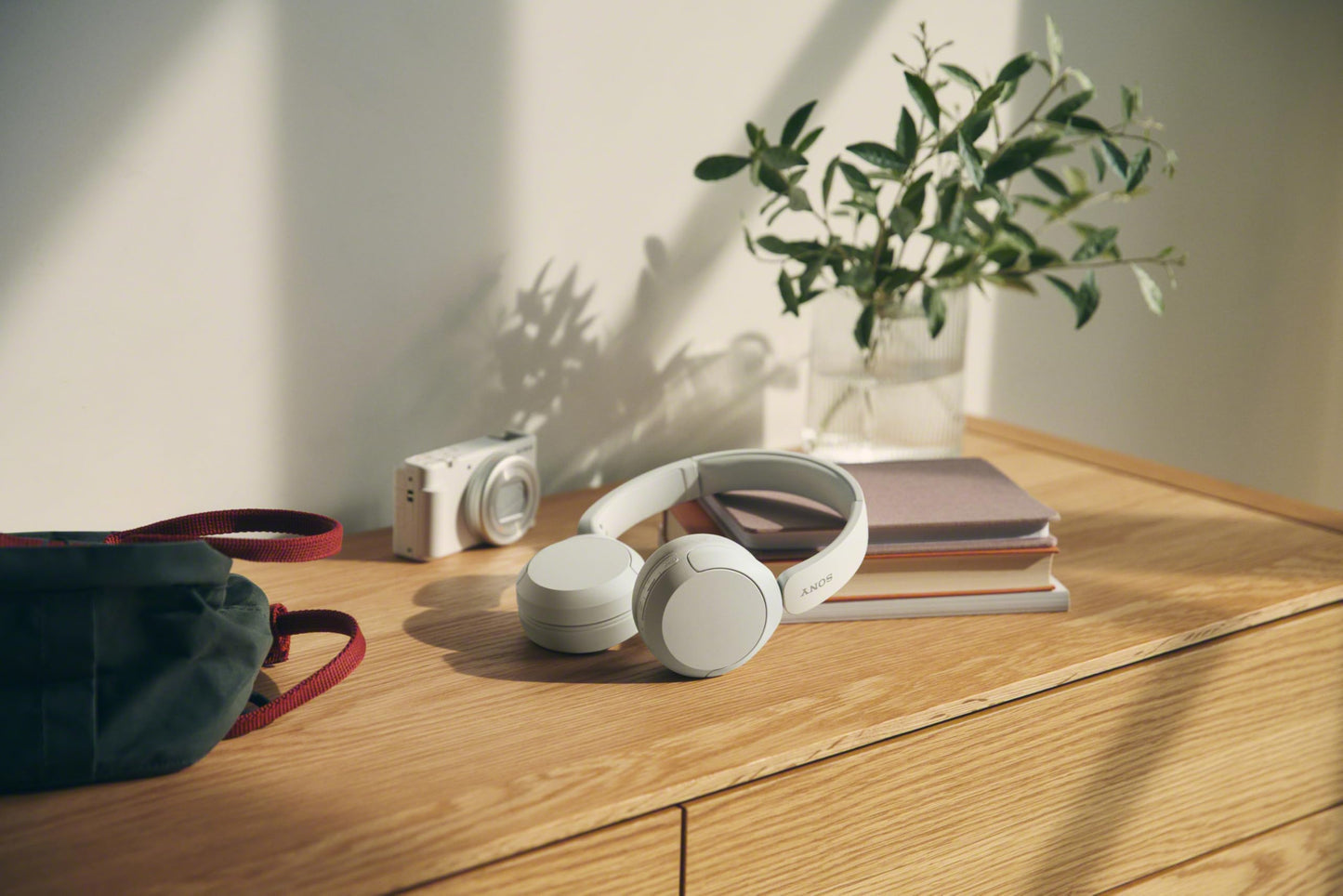 Sony WH-CH520 Wireless On-Ear Bluetooth Headphones with Microphone, Black