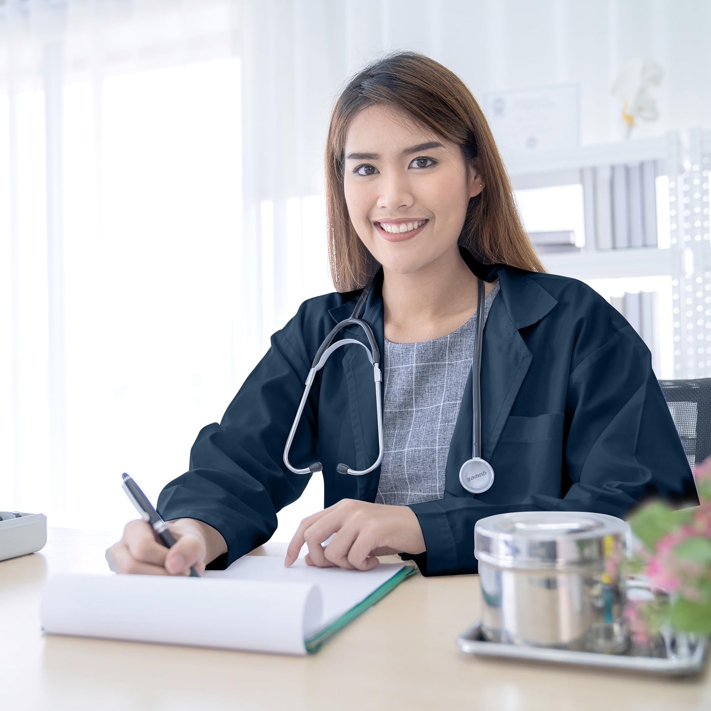 White Lab Coat for Women with Side-Slit Access and 3 Pockets for College