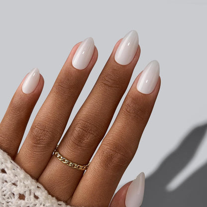 BTArtbox Press On Nails, Cream Puff, Short Almond, Ombre Off White, 32Ct