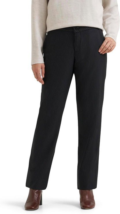Lee Women's Wrinkle Free Relaxed Fit Straight Leg Pant