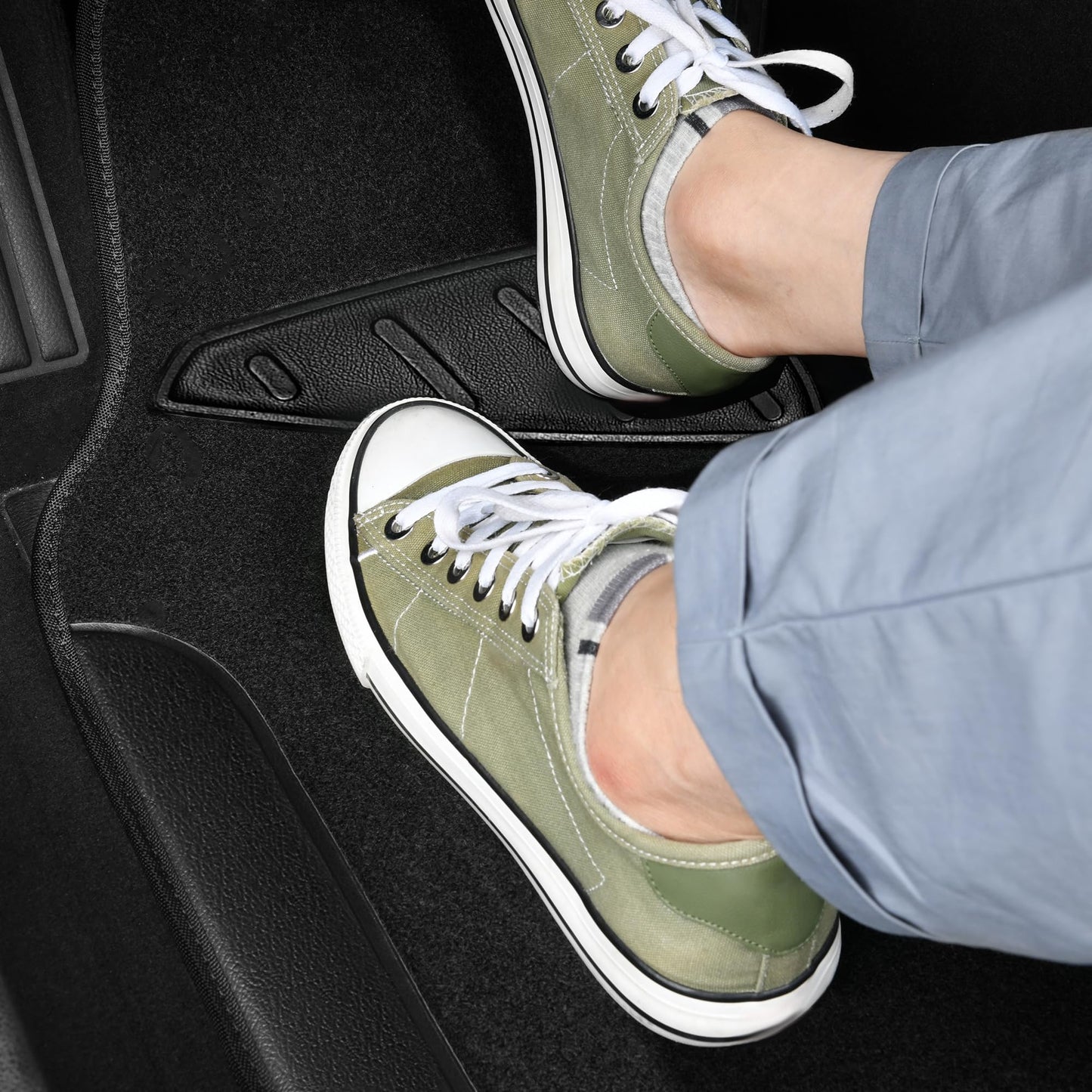 CAR PASS Waterproof Universal Fit Car Floor Mats, Faux Leather Car Carpet Mats, Black Car Mats with Anti-Slip Nibbs Backing & Driver Heel Pad Fit for SUV,Vans,sedans, Trucks,Set of 4pcs(All Black)
