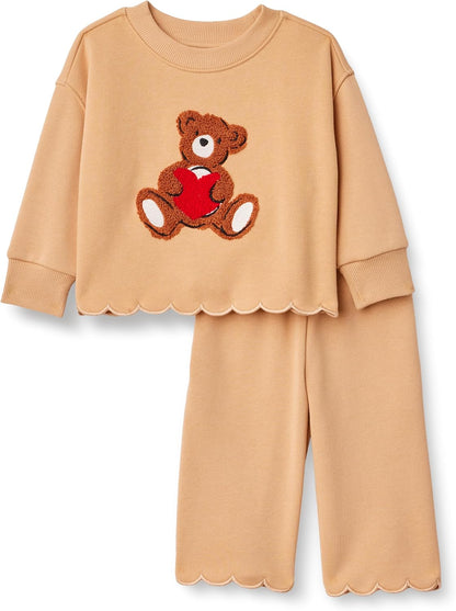 Amazon Essentials x Sofia Grainge Toddlers and Baby Girls' French Terry Sweatshirt Pant and Top Set