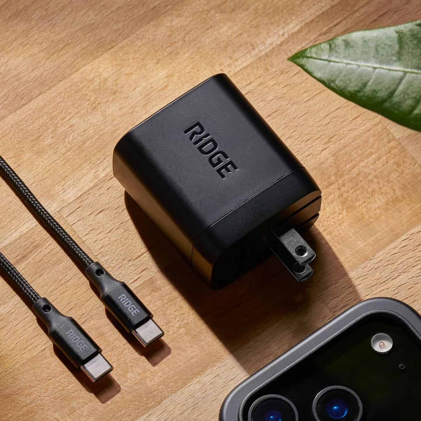 Ridge 20W Magnetic Power Bank Battery Pack 10,000mAh - Fast Charging, Compatible with MagSafe - Portable Charger Flight-Safe Travel Powerbank - Built-in Cables & Magnetic Attachment (Matte Black)