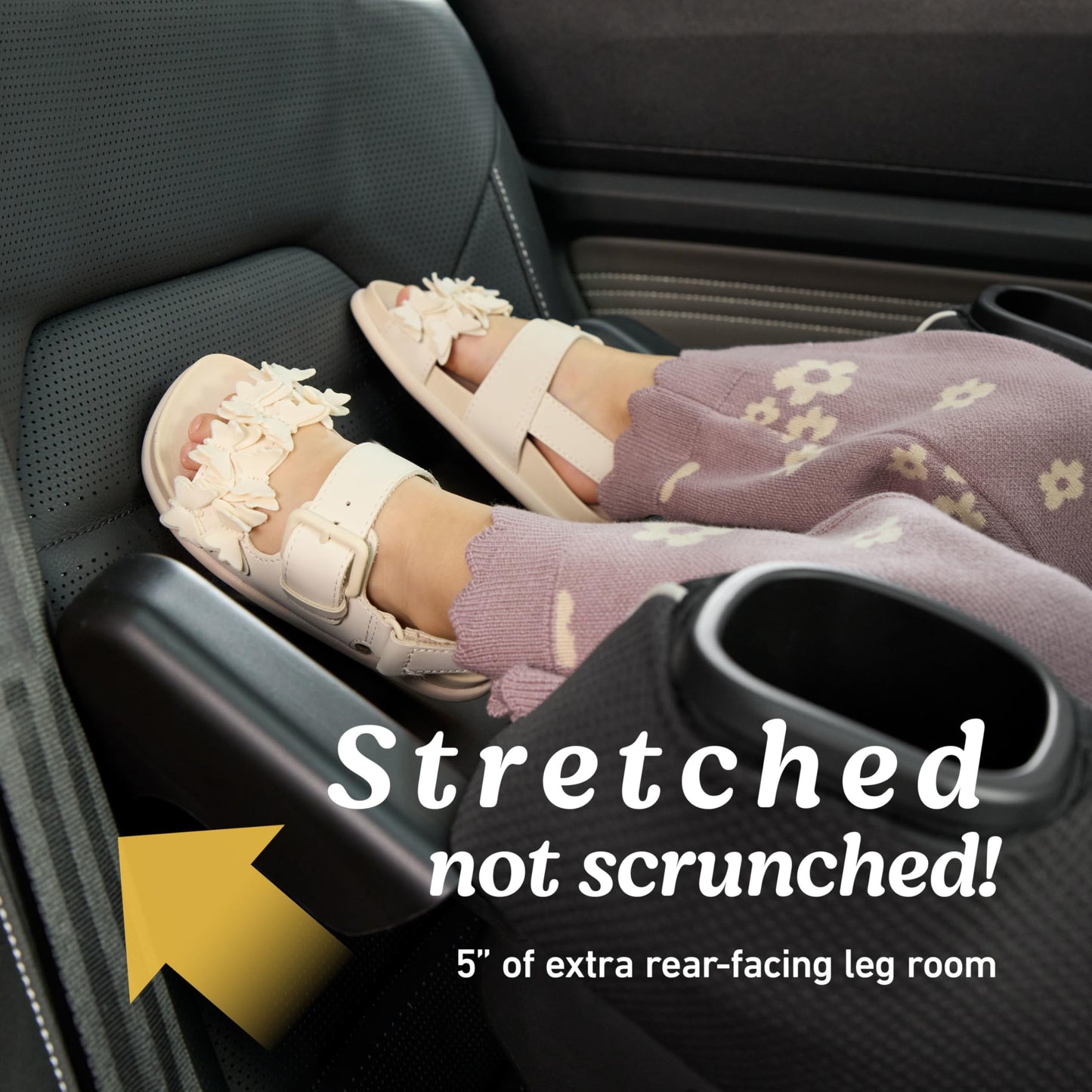 Graco Extend2Fit Convertible Car Seat, Rear and Forward Facing Car Seat with Adjustable Extension Panel for Extra Legroom, Great Gift for Baby Shower or Baby Registry, Redmond