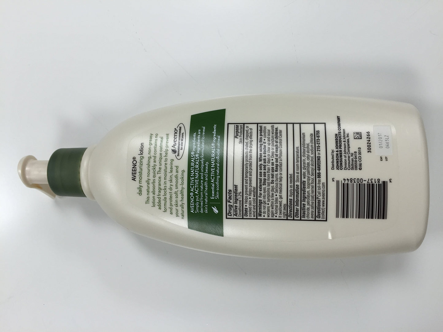 Aveeno Daily Moisturizing Body Lotion for Normal to Dry Skin, Moisturizer with Soothing Prebiotic Oat, Non Greasy, Non Comedogenic, Fragrance Free Body Lotion for Women & Men, 18 Fl Oz