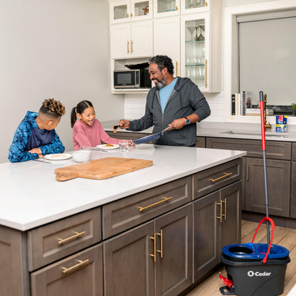 O-Cedar RinseClean Spin Mop & Bucket System + 2 Extra Mop Heads| Clean with Clean Water | Removes 99% of Bacteria