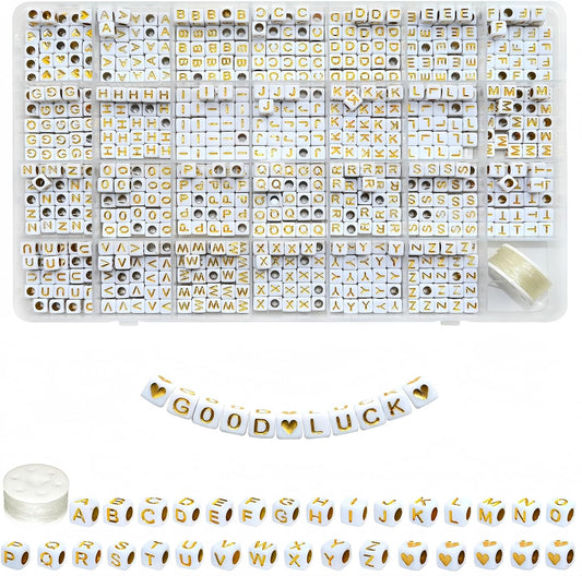 Looconi 810pcs Gold Letter Beads Square 6x6mm White Cube Acrylic Alphabet A-Z with Heart Pattern and Crystal Line for Jewelry Making