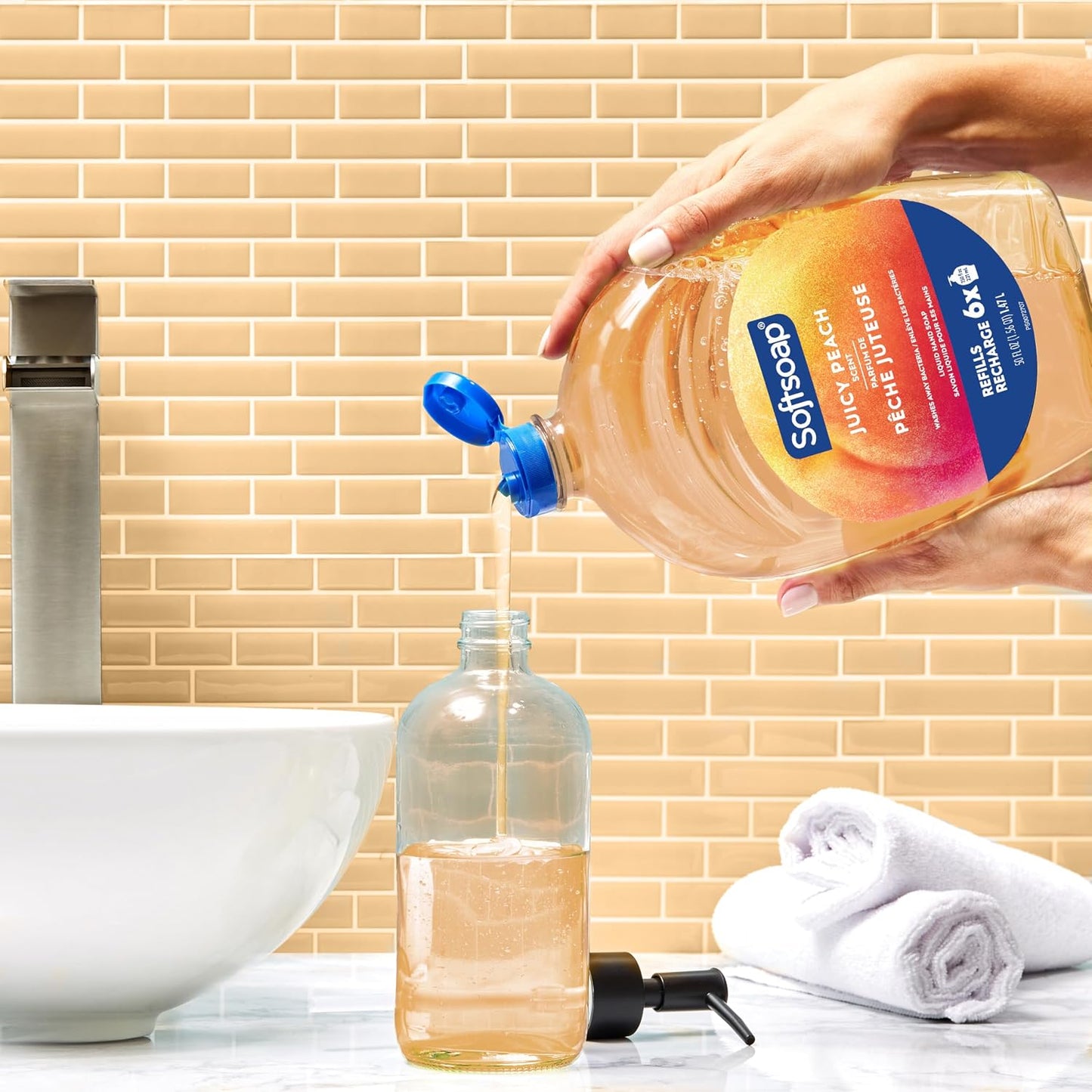 Softsoap Antibacterial Liquid Hand Soap, White Tea & Berry Scent, 50 fl oz