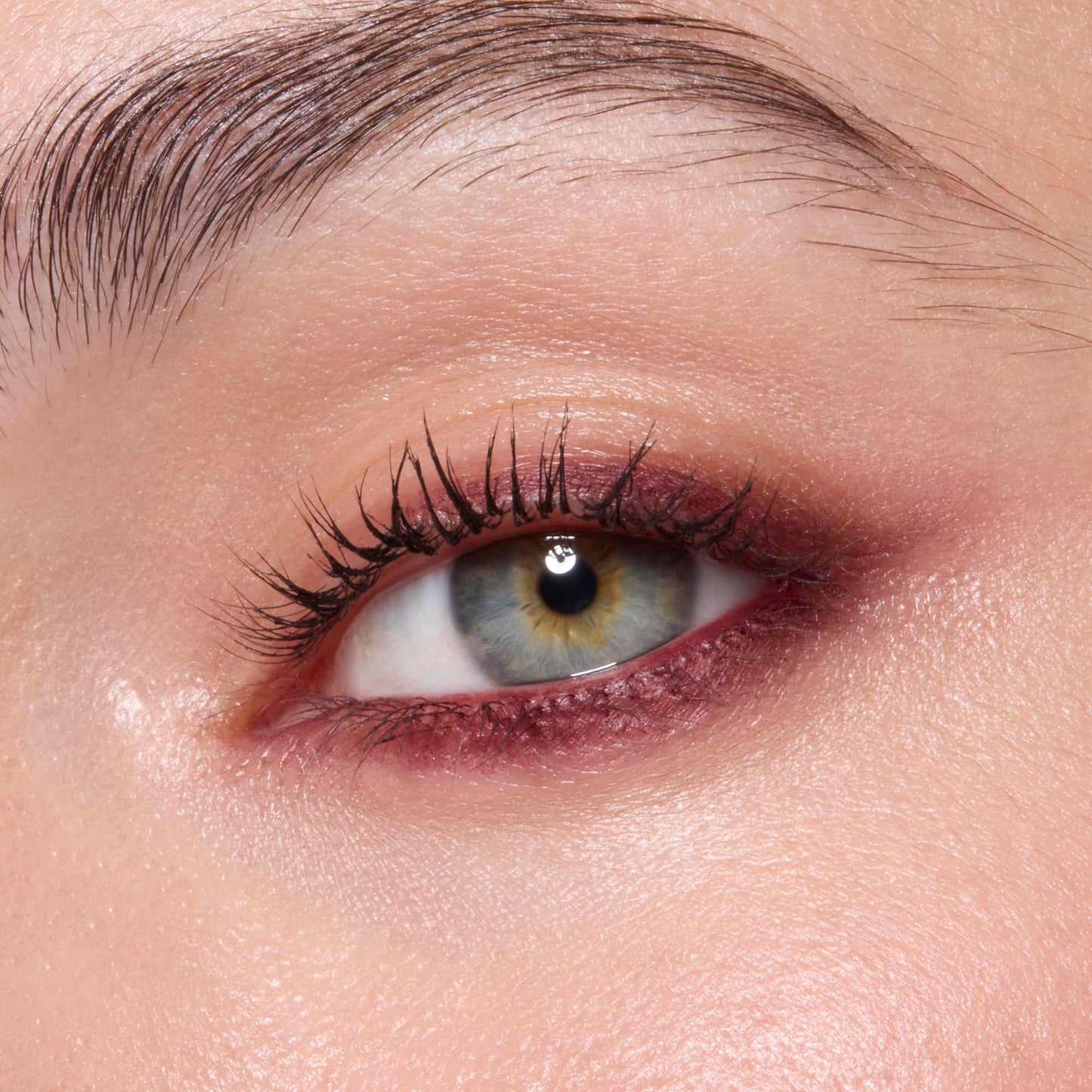 e.l.f. No Budge Retractable Eyeliner, Creamy, Ultra-Pigmented & Waterproof, Creates Bold & Defined Lines, Vegan & Cruelty-Free, Black