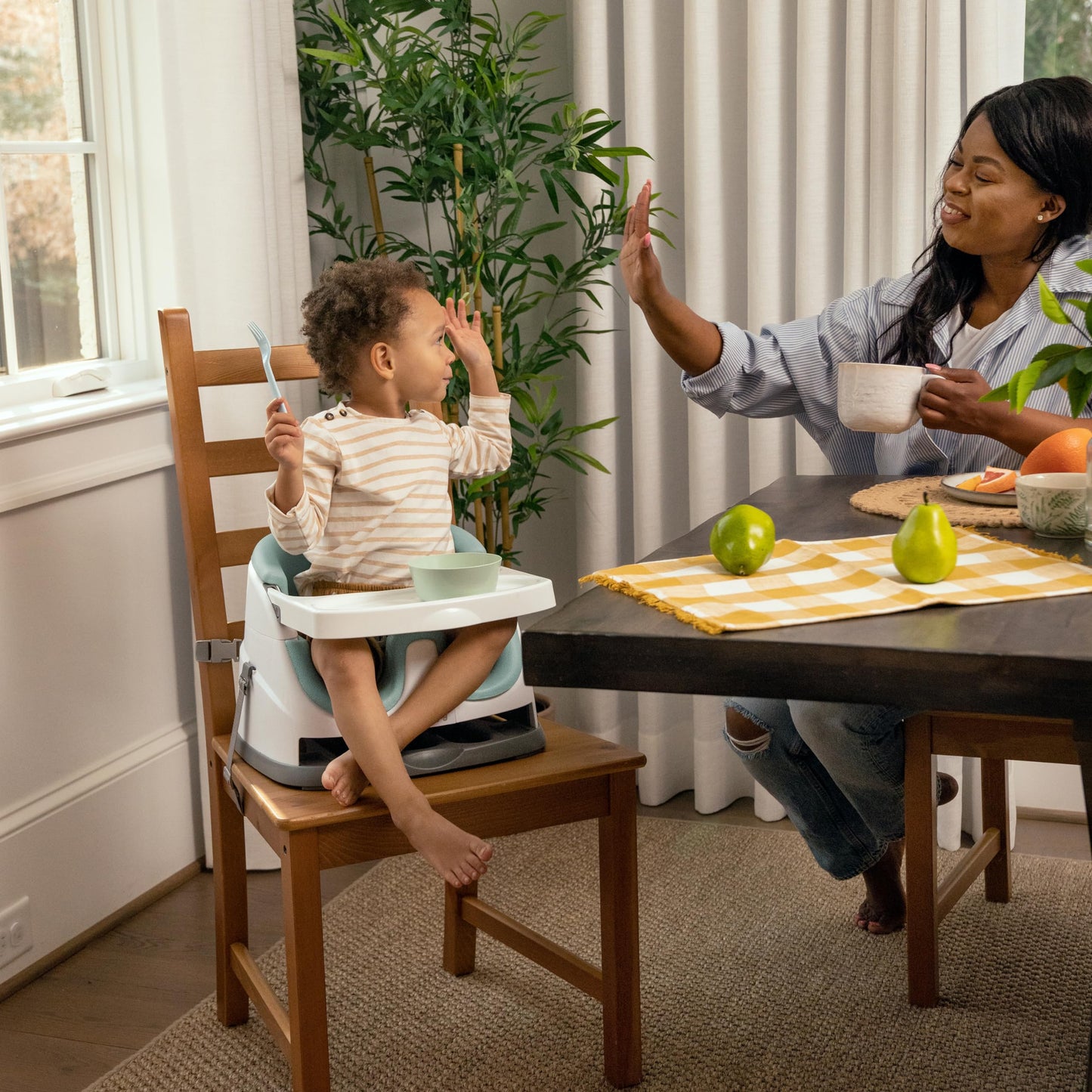 Ingenuity Baby Base 2-in-1 Booster Feeding and Floor Seat with Self-Storing Tray - Cashmere