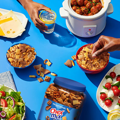 Chex Mix Bold Garlic & Herb Snack Mix, Resealable Tub, 20 oz